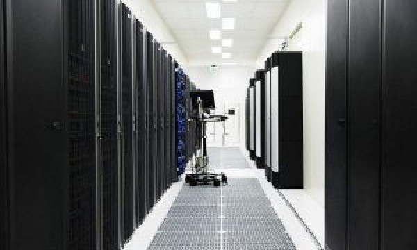 美国服务器租用一台一年多少钱